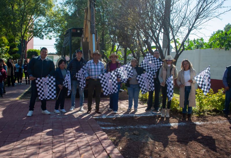 ARRANQUE DE OBRA EN EL DEPORTIVO MUNICIPAL DE MELCHOR OCAMPO