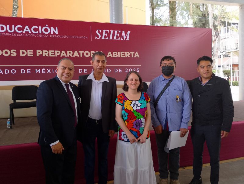 Gobierno de Melchor Ocampo reconoce el esfuerzo de estudiantes de Preparatoria Abierta