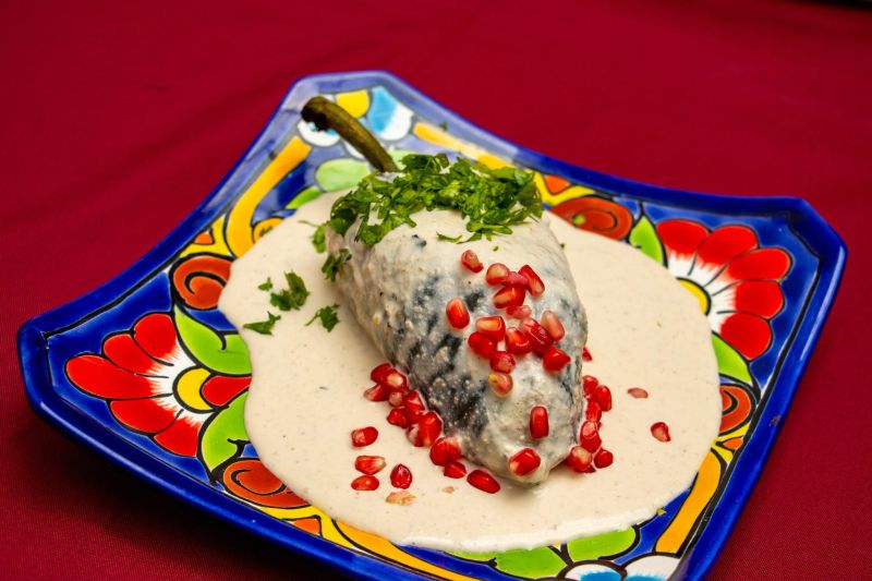 Curso de “Chiles en Nogada” promueve la tradición gastronómica en Melchor Ocampo