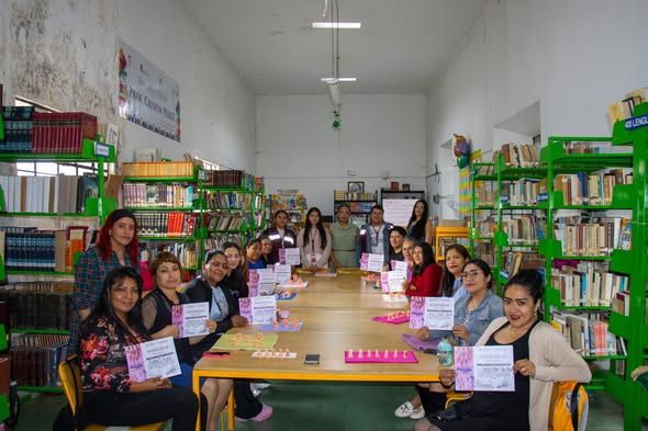 Clausura del curso de uñas fortalece el emprendimiento femenino en el municipio