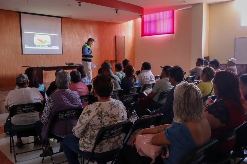 Fortalece la capacitación en el manejo higiénico de alimentos para comerciantes
