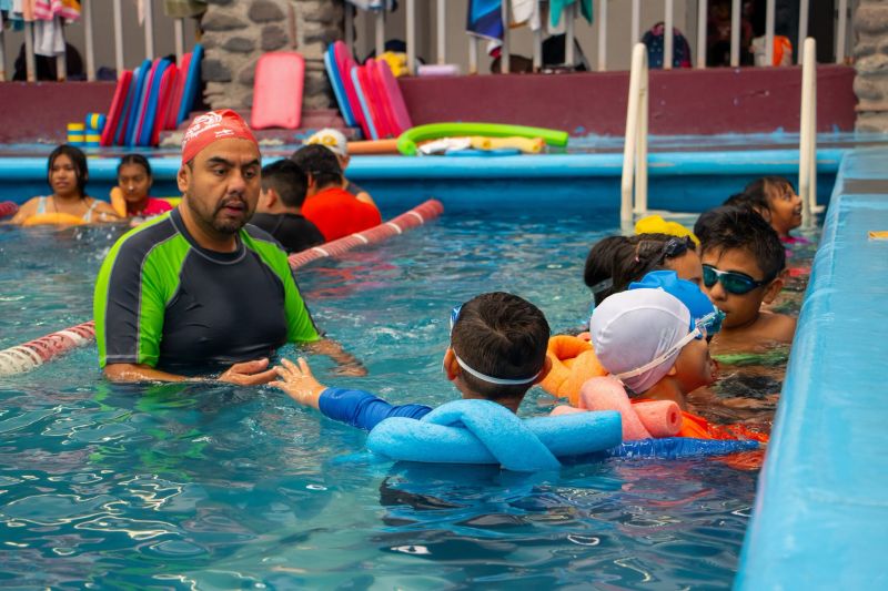 Acuática: una experiencia refrescante en el Curso de Verano